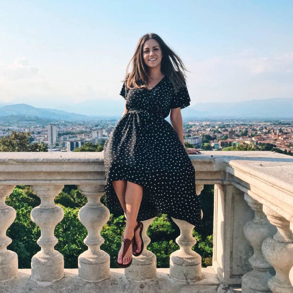 Meet your Posher, Lauren